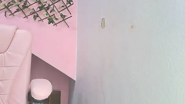 Snapshot of meribeth303av chatting on 16, 3, 2025 meribeth303av online show from 16, 3, 2025