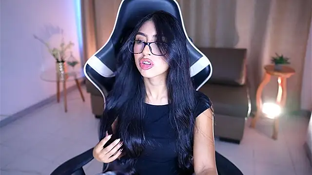 Sara albrecht online show from 6, 3, 2025