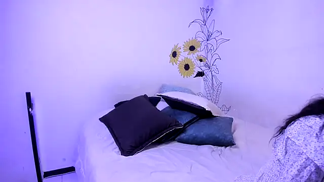 Snapshot of Dear-Venus chatting on 22, 9, 2025 Dear-Venus online show from 22, 9, 2025