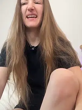 KateRedgar online show from 13, 4, 2026