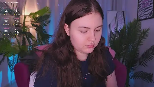 Mia  Peach online show from 13, 3, 2025