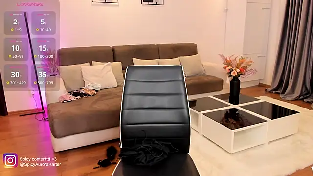 Snapshot of SweetAmeliaaa chatting on 6, 3, 2025 SweetAmeliaaa online show from 6, 3, 2025