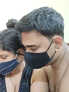 IND COUPLE1 online show from 14, 2, 2025