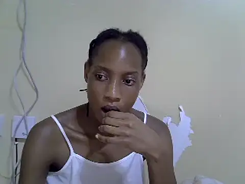 Snapshot of Iam_Rona chatting on 1, 2, 2025 Iam Rona online show from 1, 2, 2025