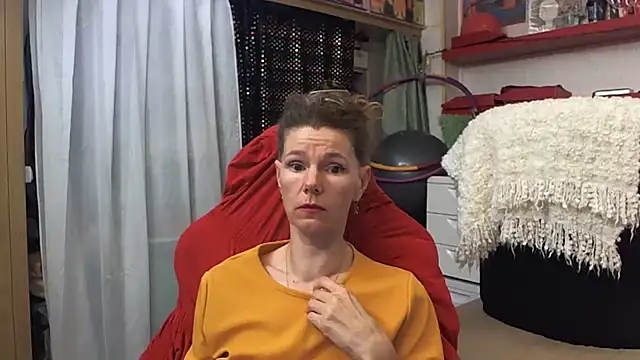 kellyterapy online show from 4, 3, 2025