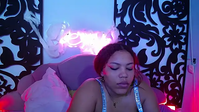 Snapshot of sexy_horny_brunette chatting on 29, 10, 2025 sexy horny brunette online show from 29, 10, 2025