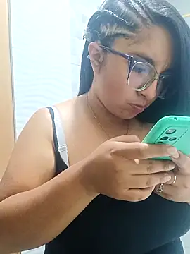  Angelinaandrade  online show from 23, 12, 2025