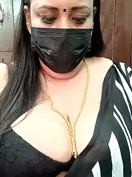 Snapshot of ashikaa_r chatting on 22, 12, 2024 ashikaa r online show from 22, 12, 2024