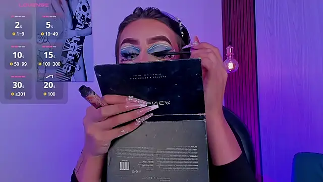 Snapshot of miah_connor chatting on 28, 10, 2025 miah connor online show from 28, 10, 2025