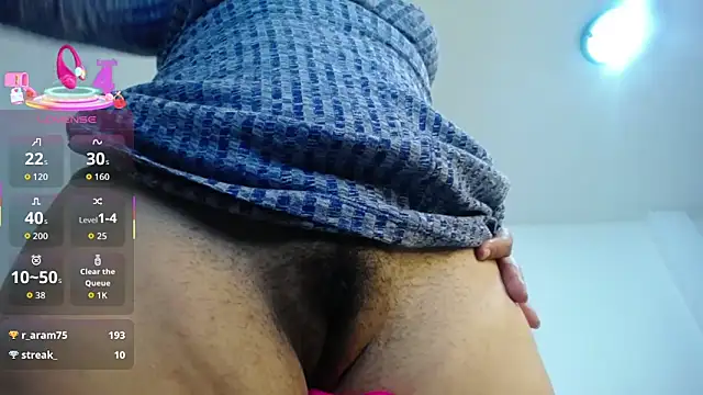 Snapshot of mirand_zackyx chatting on 15, 10, 2025 mirand zackyx online show from 15, 10, 2025