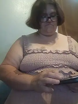 Snapshot of mcv131985 chatting on 24, 7, 2026 mcv131985 online show from 24, 7, 2026
