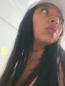 Snapshot of luisa16xxx chatting on 26, 2, 2025 luisa16xxx online show from 26, 2, 2025