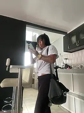 Snapshot of luisa16xxx chatting on 12, 3, 2025 luisa16xxx online show from 12, 3, 2025