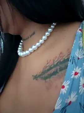 luisa16xxx online show from 15, 4, 2026