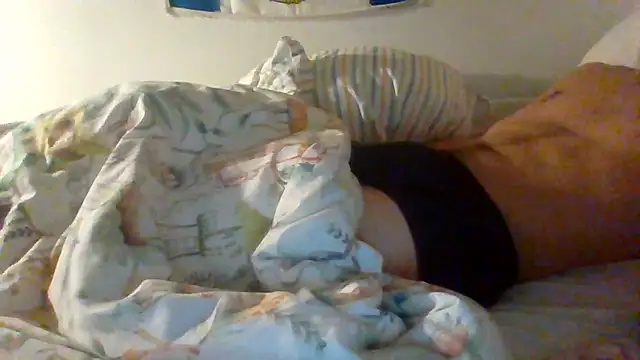 Snapshot of naughtytuga0 chatting on 16, 12, 2024 naughtytuga0 online show from 16, 12, 2024