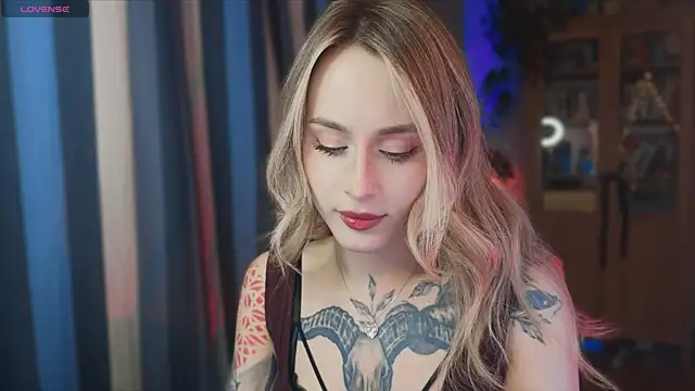 Snapshot of aviva_faith chatting on 13, 5, 2026 aviva faith online show from 13, 5, 2026