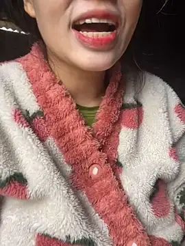 Laura8910 online show from 16, 3, 2025