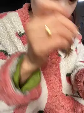 Laura8910 online show from 17, 3, 2025