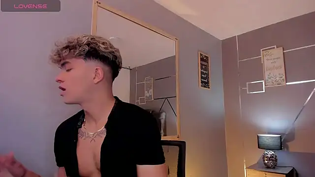 Snapshot of ANDRIUS_24 chatting on 13, 1, 2025 ANDRIUS 24 online show from 13, 1, 2025