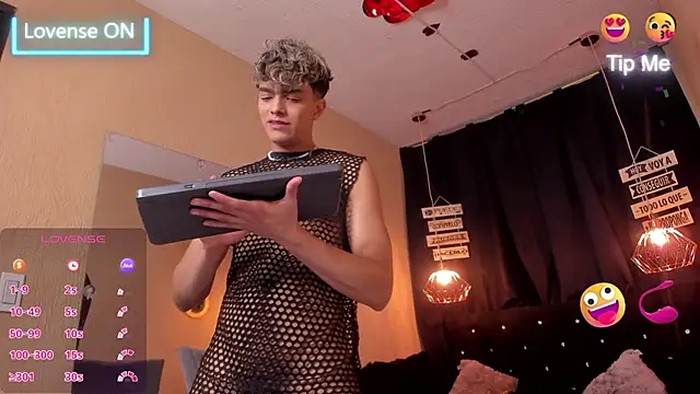 Snapshot of ANDRIUS_24 chatting on 20, 3, 2025 ANDRIUS 24 online show from 20, 3, 2025