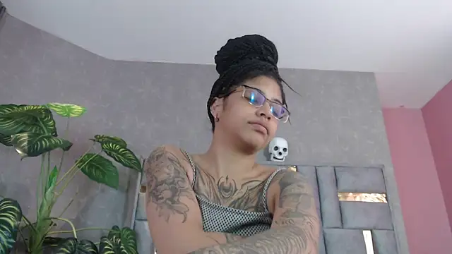 Snapshot of JuliaRose_ks chatting on 13, 10, 2025 JuliaRose ks online show from 13, 10, 2025