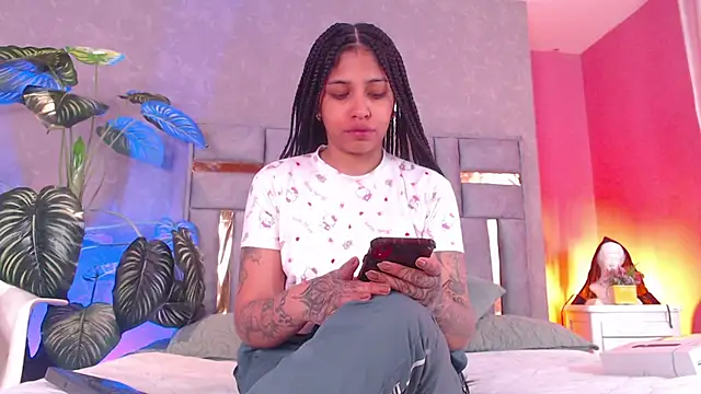 Snapshot of JuliaRose_ks chatting on 16, 10, 2025 JuliaRose ks online show from 16, 10, 2025
