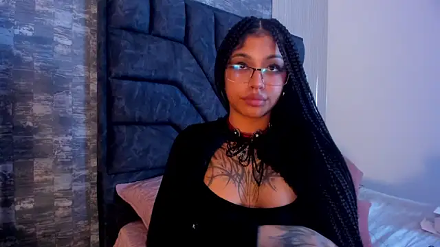 Snapshot of JuliaRose_ks chatting on 17, 10, 2025 JuliaRose ks online show from 17, 10, 2025