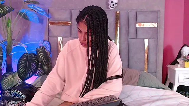 Snapshot of JuliaRose_ks chatting on 17, 10, 2025 JuliaRose ks online show from 17, 10, 2025