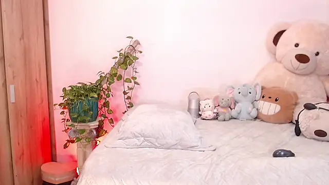 Snapshot of The_queen_of_pleasure chatting on 3, 10, 2025 The queen of pleasure online show from 3, 10, 2025