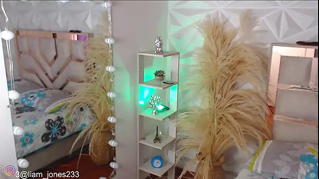 Jonesliam23 online show from 3, 11, 2025