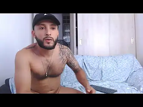 Snapshot of Sanit_Di chatting on 14, 7, 2026 Sanit Di online show from 14, 7, 2026