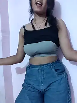 Snapshot of Bittu-rani chatting on 22, 12, 2024 Bittu-rani online show from 22, 12, 2024