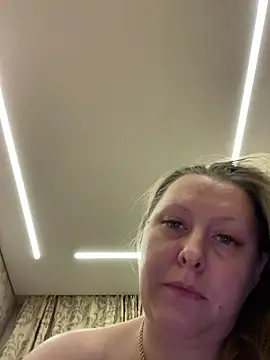 ISSexy online show from 2, 4, 2026