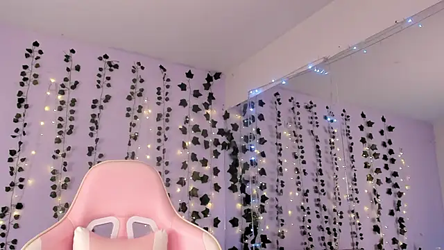 Snapshot of Natasha_Nasty2 chatting on 9, 1, 2025 Natasha Nasty2 online show from 9, 1, 2025