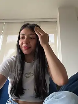 Snapshot of Liissa_cute_ chatting on 24, 7, 2026 Liissa cute online show from 24, 7, 2026