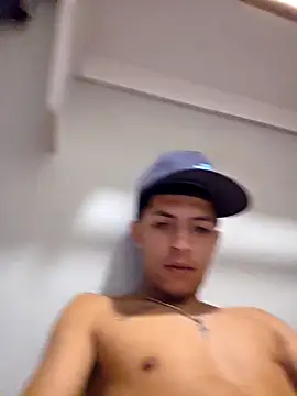 Snapshot of Yoko0381 chatting on 12, 9, 2025 Yoko0381 online show from 12, 9, 2025