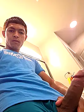 Snapshot of Yoko0381 chatting on 4, 11, 2025 Yoko0381 online show from 4, 11, 2025