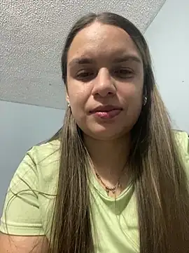 Nathaly00  online show from 4, 12, 2025