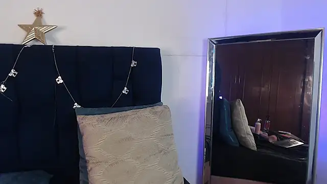 Snapshot of Viioletsky chatting on 27, 12, 2024 Viioletsky online show from 27, 12, 2024