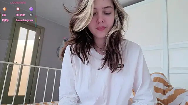 Vanessa Walters online show from 11, 3, 2026