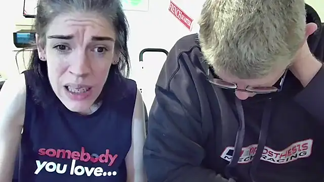 Snapshot of MelinahViking chatting on 12, 11, 2025 MelinahViking online show from 12, 11, 2025