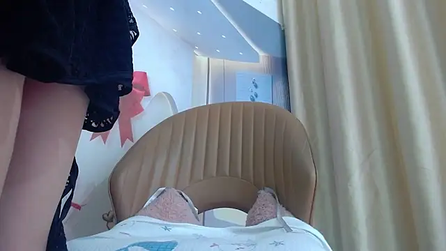 Snapshot of Cindy--Cici chatting on 7, 1, 2026 Cindy--Cici online show from 7, 1, 2026