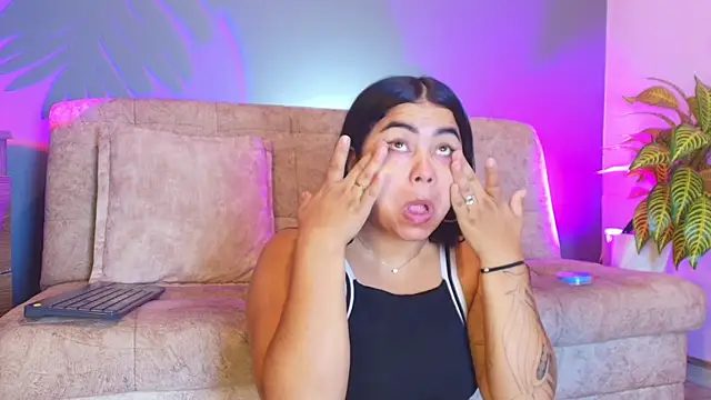 jade brunnette online show from 3, 6, 2026