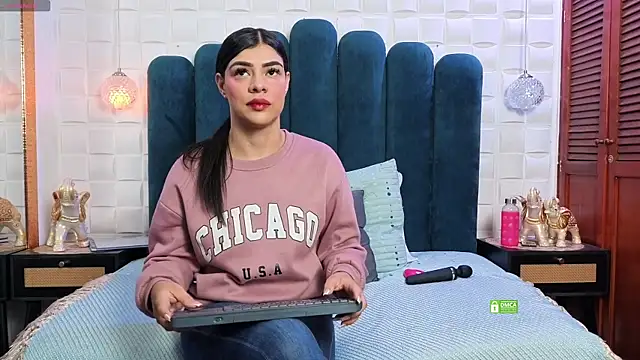 Snapshot of Maguy_Mistress chatting on 13, 4, 2026 Maguy Mistress online show from 13, 4, 2026