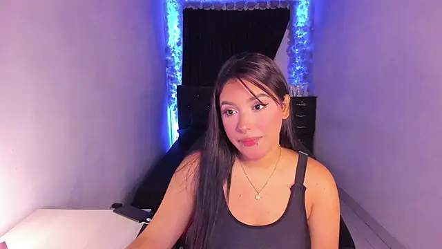 Snapshot of Mariana_Hasper_ chatting on 17, 2, 2025 Mariana Hasper  online show from 17, 2, 2025