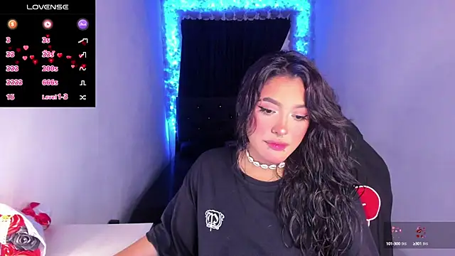 Snapshot of Mariana_Hasper_ chatting on 20, 3, 2025 Mariana Hasper  online show from 20, 3, 2025