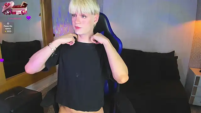 VladHellsing4 online show from 9, 4, 2026