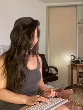 Snapshot of Goddess_Squirt_ chatting on 7, 7, 2026 Goddess Squirt online show from 7, 7, 2026