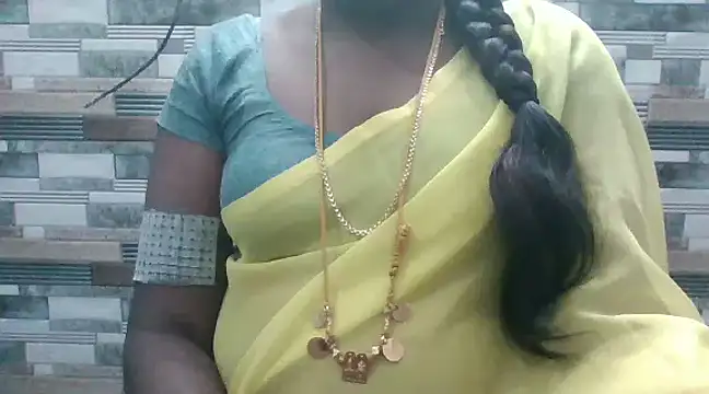 Snapshot of Hot_akshara chatting on 5, 12, 2024 Hot akshara online show from 5, 12, 2024