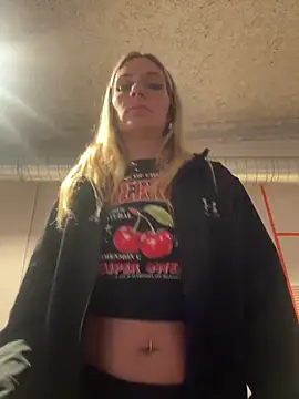 Snapshot of Lydie_off chatting on 24, 1, 2025 Lydie off online show from 24, 1, 2025